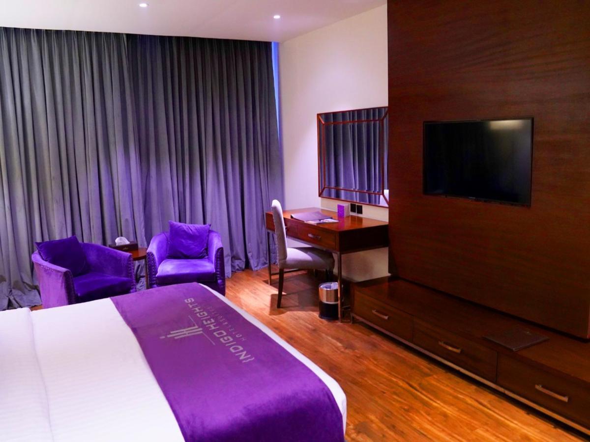 Indigo Heights Hotel & Suites Lahore Exterior foto
