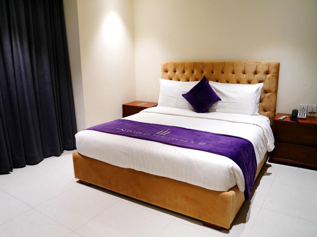 Indigo Heights Hotel & Suites Lahore Exterior foto
