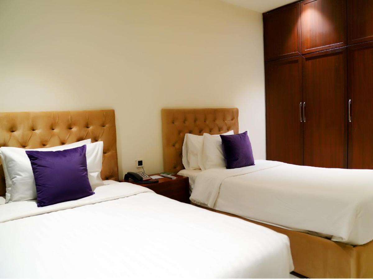 Indigo Heights Hotel & Suites Lahore Exterior foto
